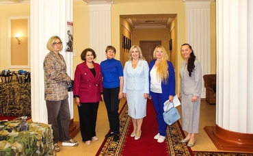          ..                     :  